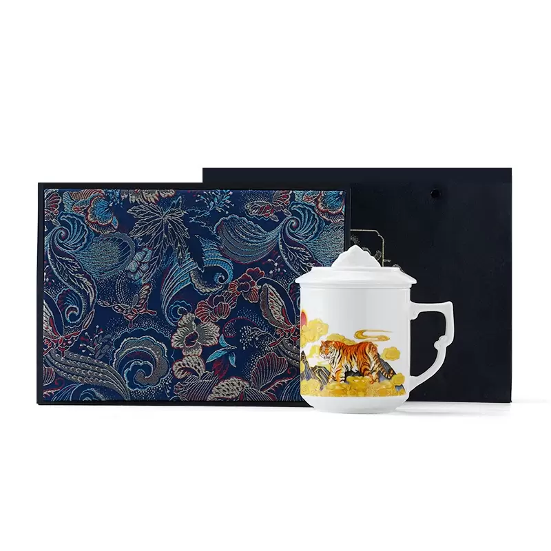 国潮办公杯德化羊脂玉瓷水杯家用带盖含过滤描金泡茶杯陶瓷马克杯